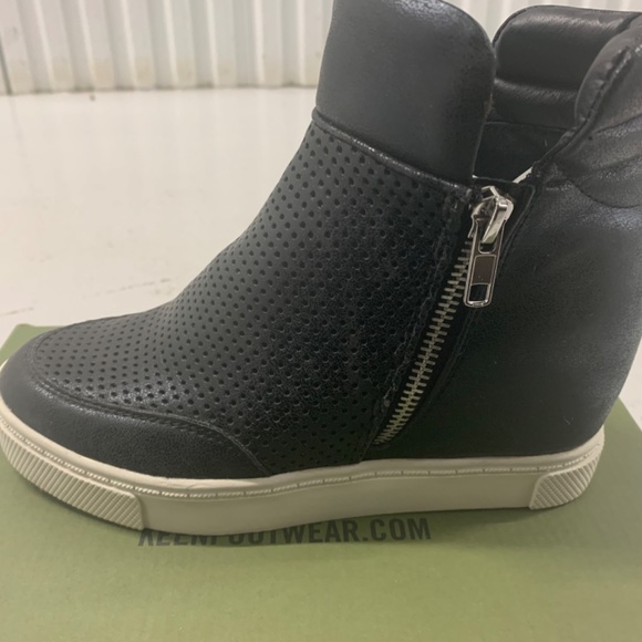 Ankle boot - Picture 6 of 8